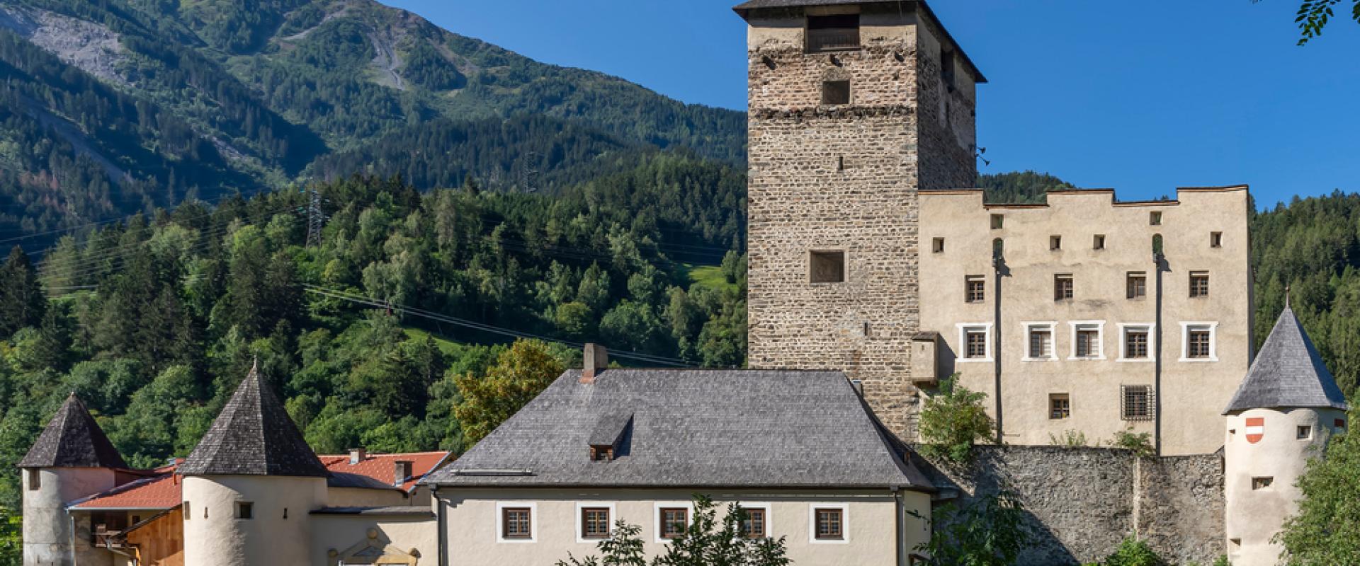 Landeck Schloss 