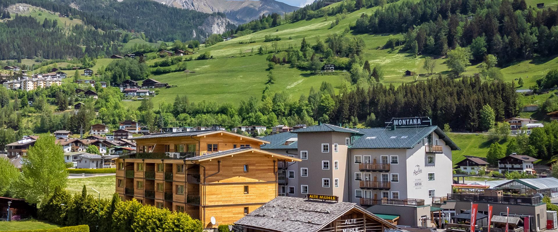 - 15590 220520_martinlugger_alpenparks_DJI_0393-Pano-schnitt.jpg