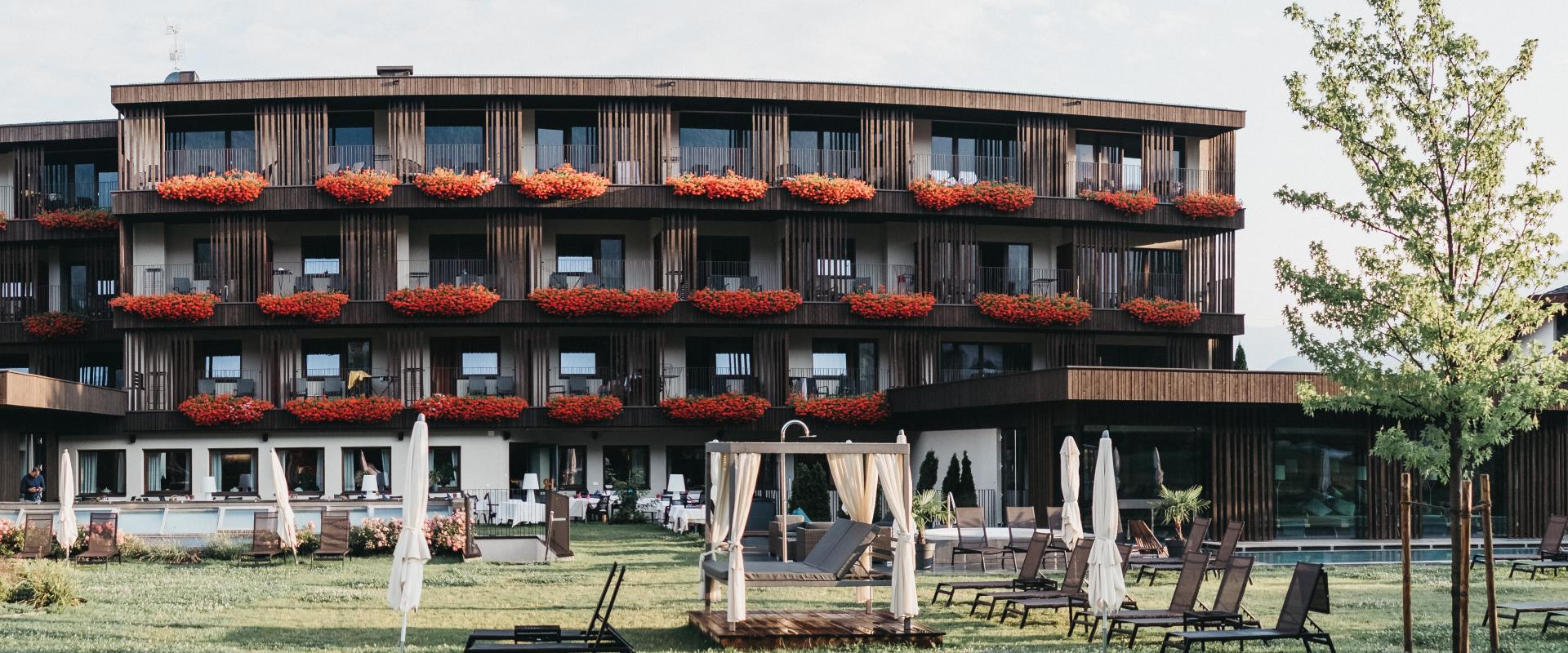30794 Bike Hotel Rudolf Südtirol Ansicht.jpg