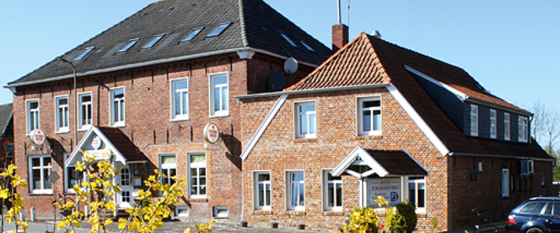 16388 hotel zum großen Krug ostfriesland Ansicht Hotel.jpg