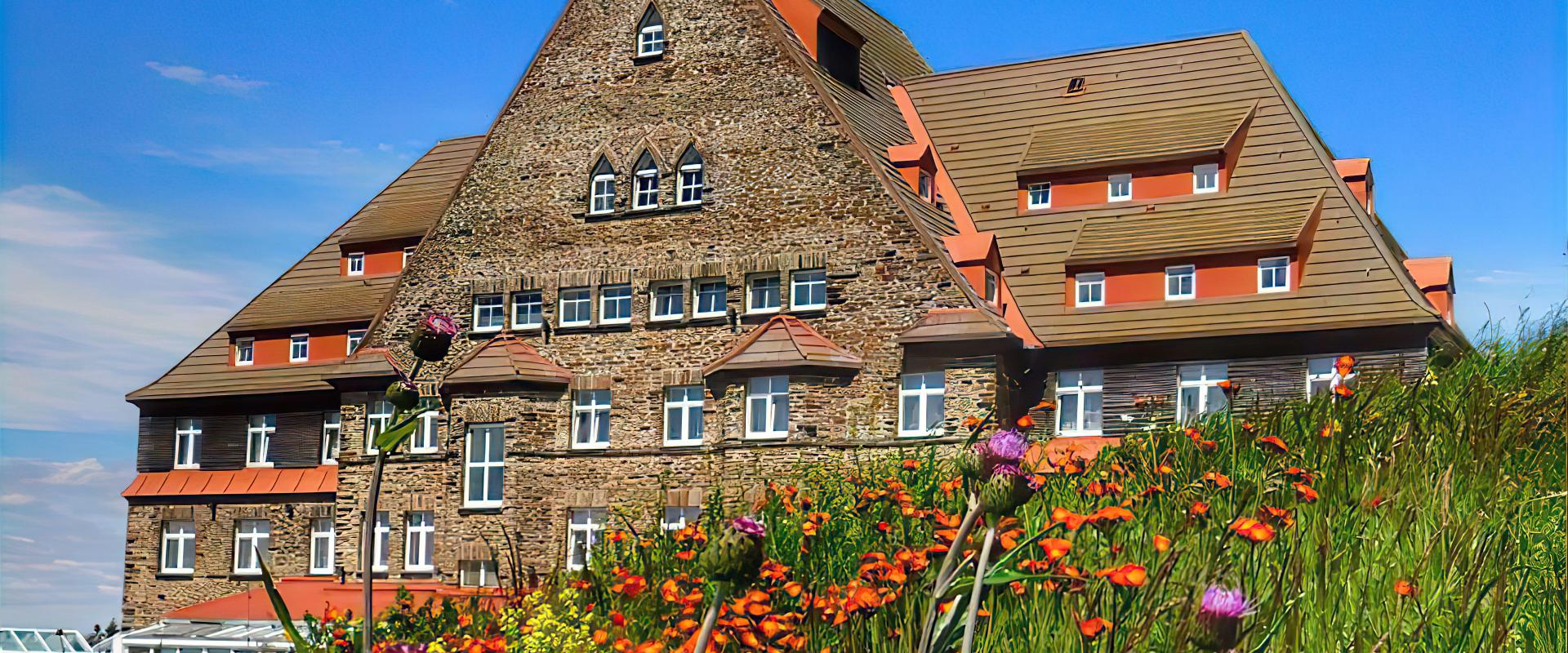 15979 Sachsenbaude_Aussenansicht_Sommer.jpg