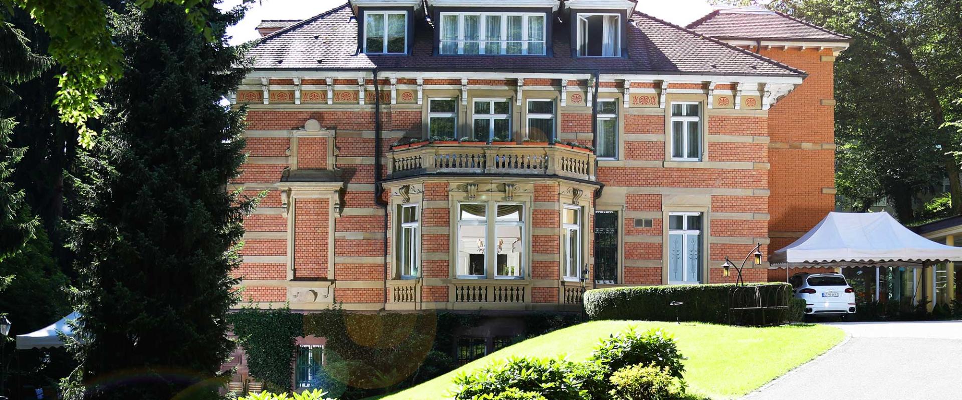 30879 Hotel Hammerschmiede Kraichgau Aussenansicht.jpeg