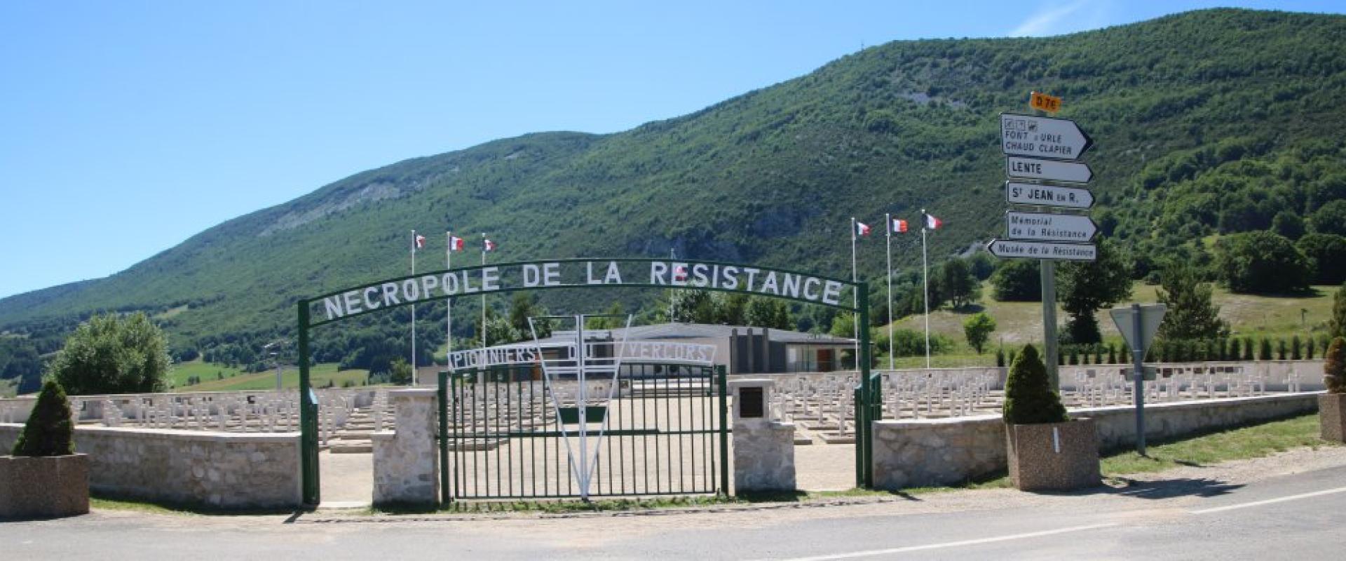 Chau, Necropole de la Resistance, - alpenpass.com_.jpg