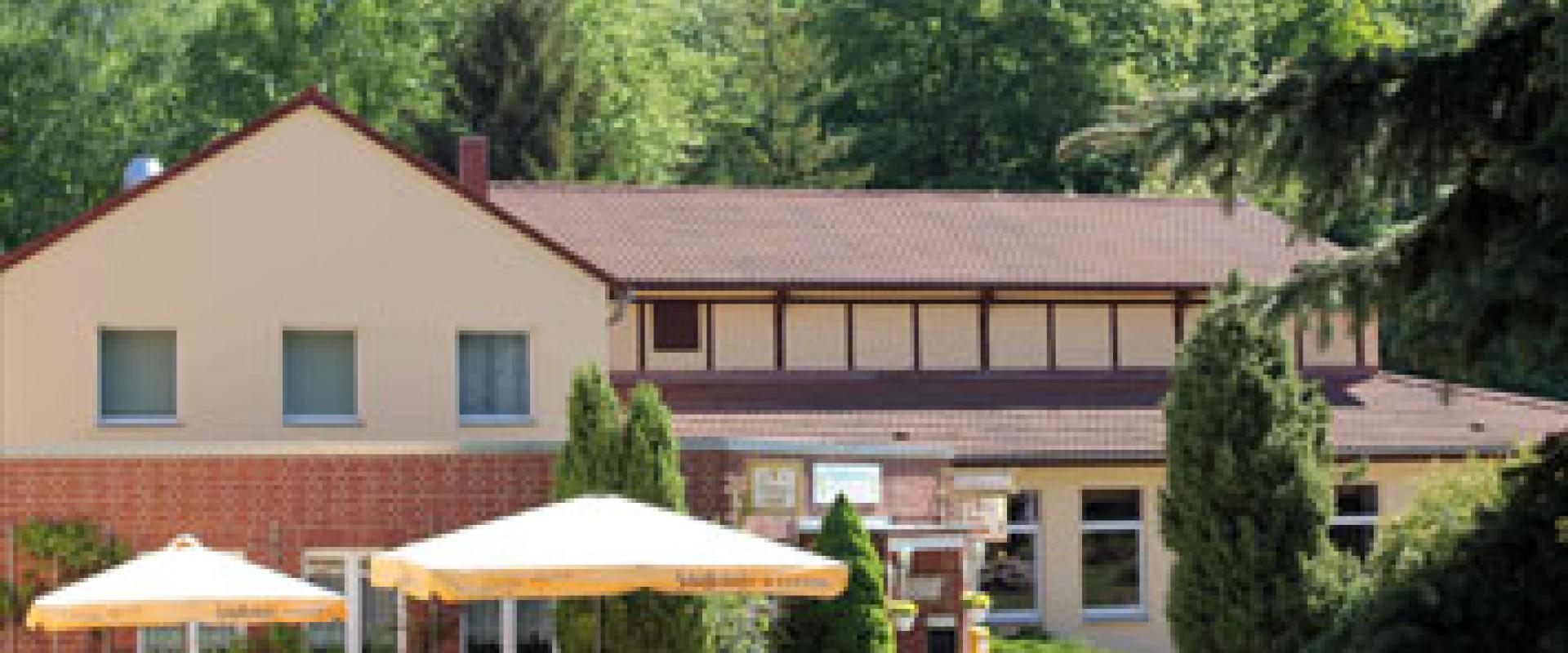 30991 Bike Hotel Stieglietzenkrug Eingang.jpg