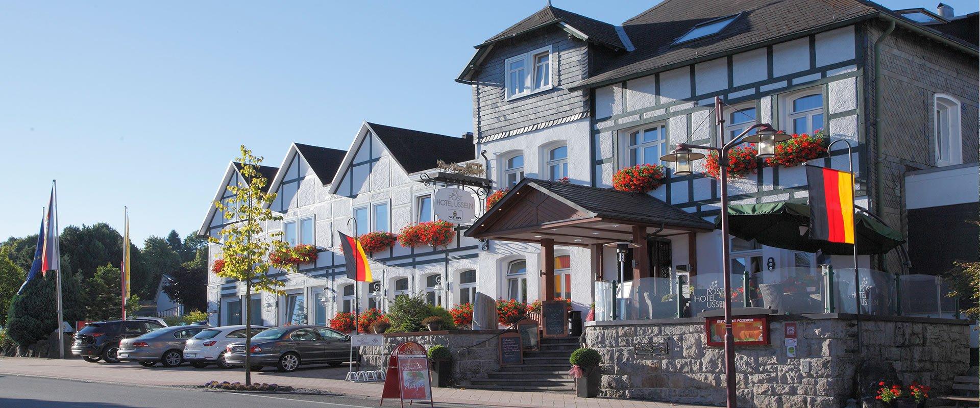 31120 Posthotel Usseln Ansicht.jpg