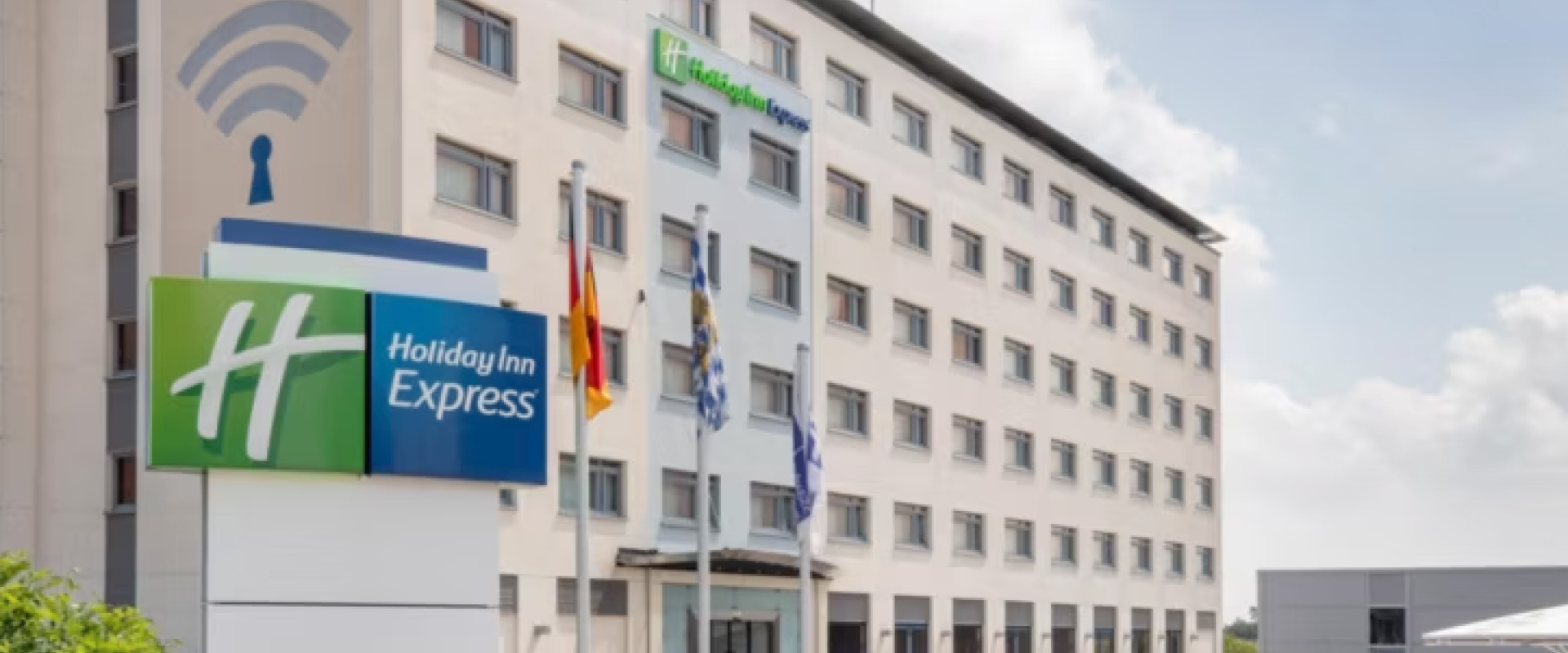 31121 Holiday Inn München Messe Ansicht.jpg