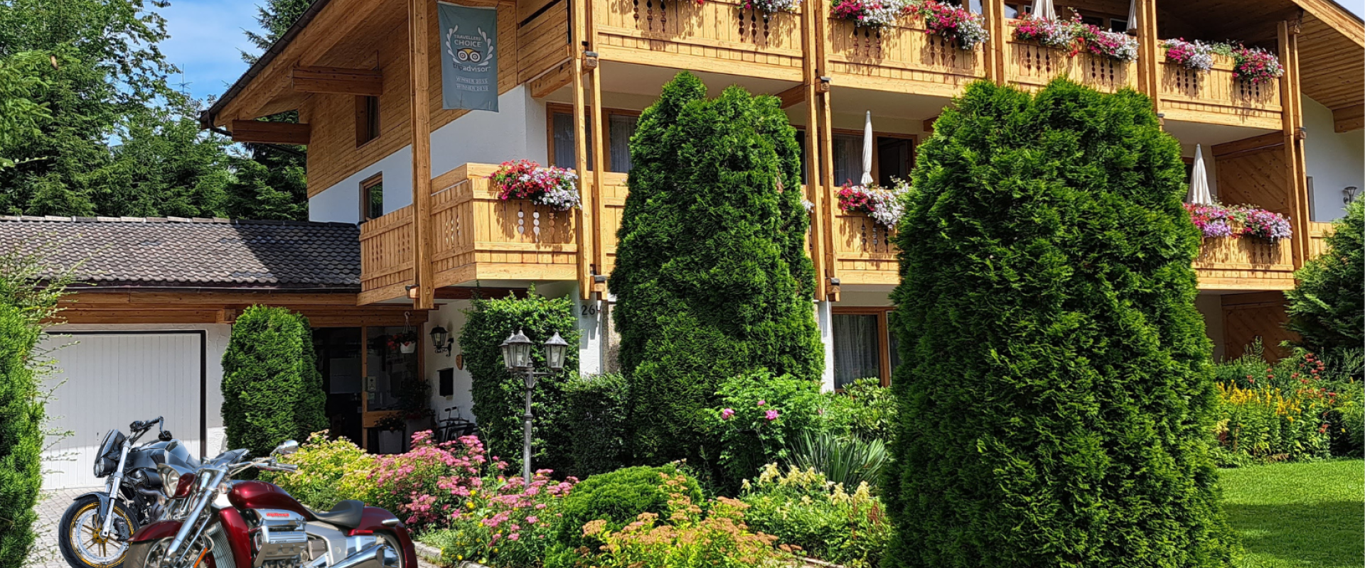 30512 Haus Patricia Motorrad.png