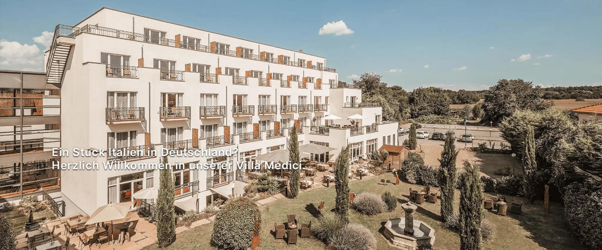 31186 Villa Medici Ansicht.jpeg