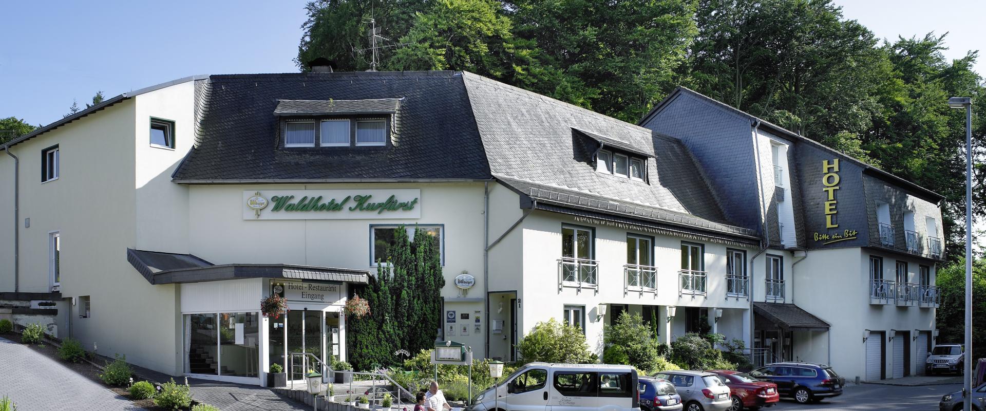 12786 Hausansicht01.jpg