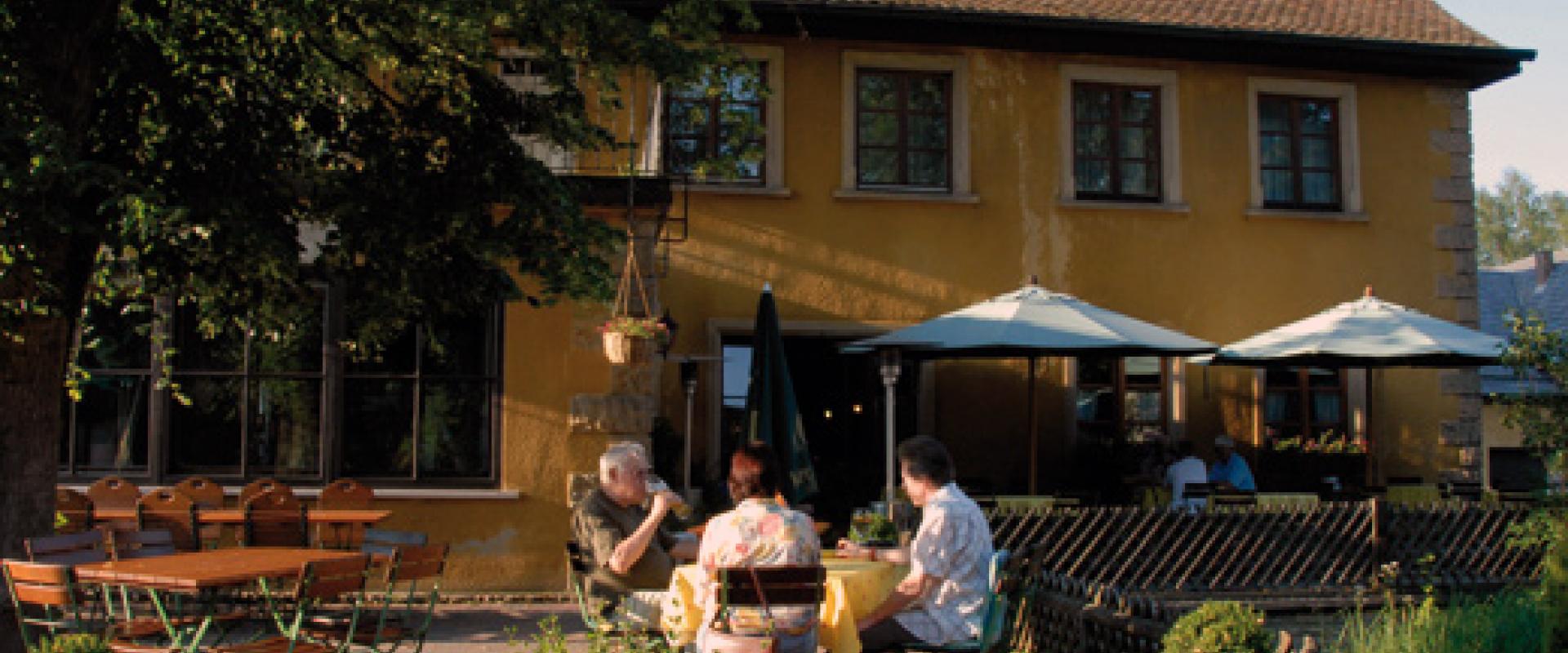 15074 Motorrad Hotel Haueis in den Franken.jpg