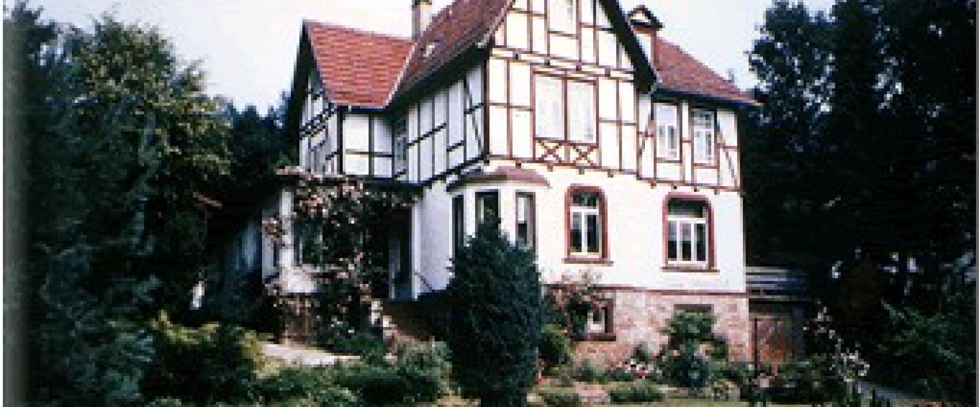 15395 Biker Hotel Haus Weserblick im Weserbergland.jpg
