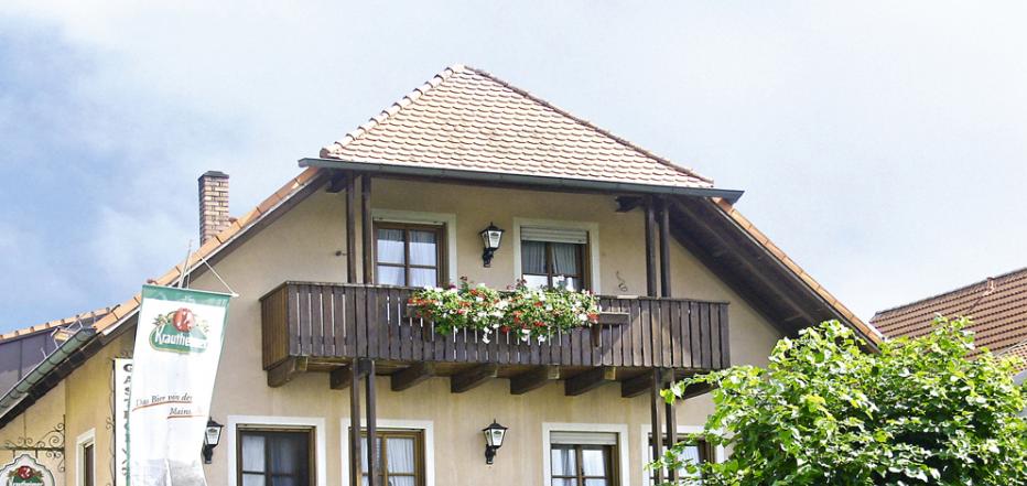 22008 Motorrad Hotel Schwarzer Adler in den Franken.jpg