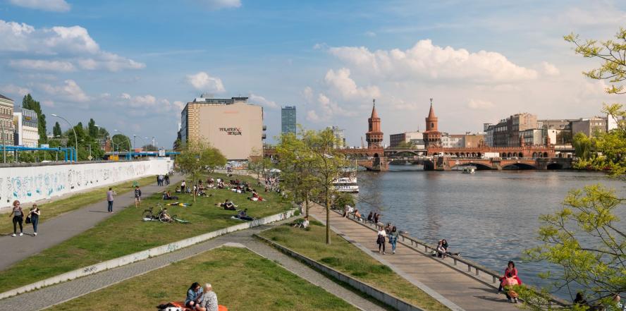 Oberbaumbrücke u East Side 