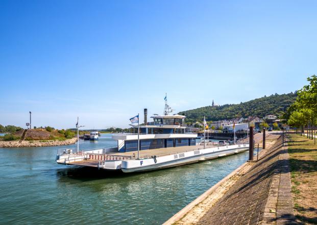 Die Rheinfähre nach Bingen
