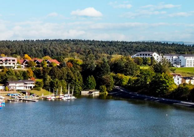 14118 Biker Hochwälder Wohlfühlhotel Ansicht.jpg