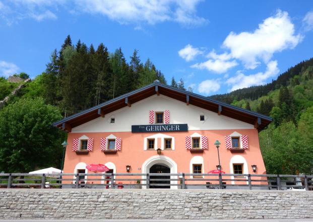 30733 Biker Hotel Das Geringer Salzburger Land Ansicht.jpg