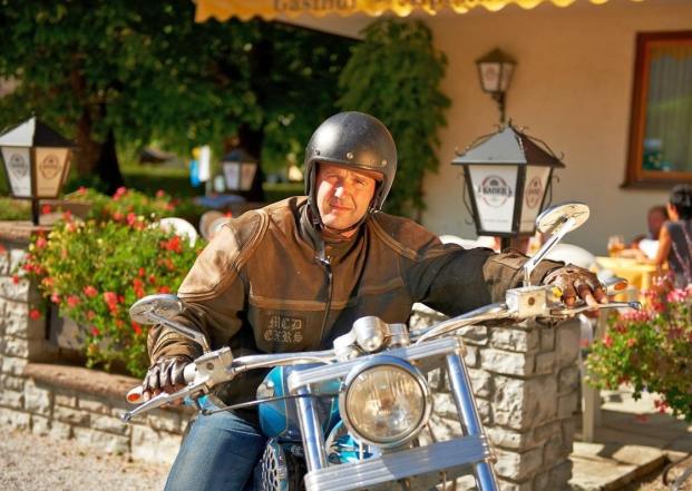 13917 Motorrad Hotel Annaberg im Salzburger Land.jpg