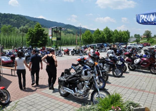 12010 Biker Hotel Route 69 in Tirol.jpg