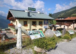 Südrampe vom Pass Thurn, am Restaurant