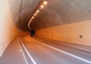 Loiblpass im Tunnel
