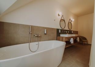 31074 Bad_Suite_Konferenzhotel Schlaining GesmbH.jpg