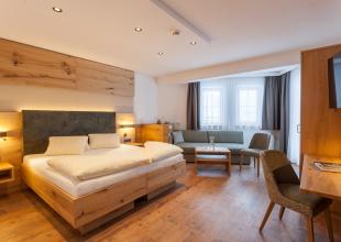 14978 Hotel Luggi 103dzlux.jpg