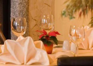 16139 Honigbrunnen Restaurant.jpg