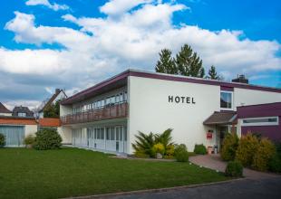11132 Biker Hotel Hellers Krug im Weserbergland 3.jpg