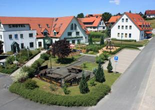 11763 Mottorad Hotel Zum Kloster im Thüringer Wald 2.jpg