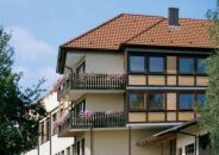 13419 Motorrad Hotel zur Schmiede im Odenwald 3.jpg