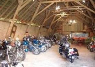 13419 Motorrad Hotel zur Schmiede im Odenwald 2.jpg