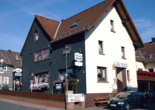 13854 Motorrad Hotel Arnold im Sauerland 3.jpg
