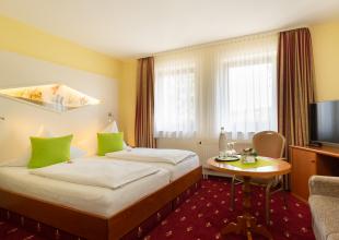 12562 Biker Hotel Talblick in Sachsen 3.jpg