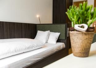 15094 Motorrad Hotel Lindau am Bodensee 3.jpg