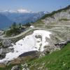 Ausblick auf die Loser Panoramastraße, mit Blick auf weiße Berggipfel