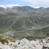Blick vom Staudamm Finstertal auf den Kühtaisattel