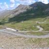 Seite 322  2006-07-26 Urlaub Frz.Alpen 0999-1001 APS kugel INdhs Col de Agnel Blick zur Westrampe.jpg