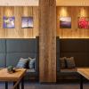 13994 Motorrad Hotel Laurin in Tirol 9.jpg