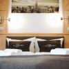 15462 Biker Hotel Zur Burg Sternberg im Teutoburger Wald 27.jpg