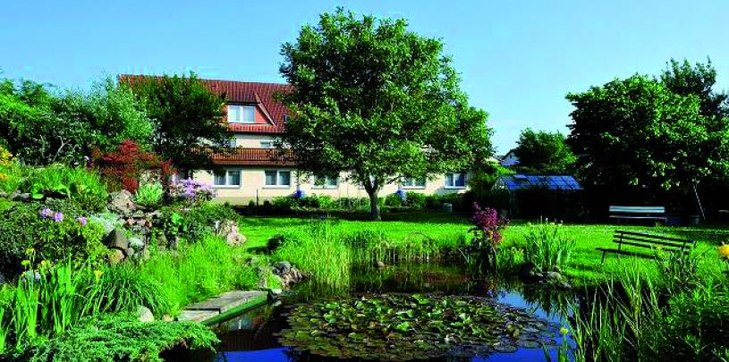 12260 Biker Hotel zum Rethberg in Mecklenburg-Vorpommern.jpg