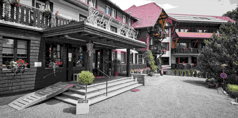 30330 Biker Hotel Hochfirst im Schwarzwald.jpg