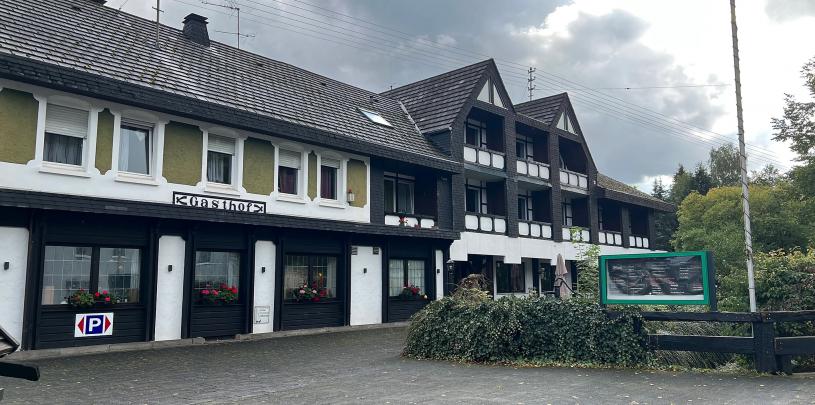 30758 Bike Hotel Laarmann Sauerland Ansicht.jpg