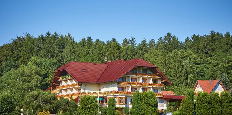30930 Ringhotel_Schwarzwald_Hotel_Silberkoenig_Hotelbild.jpg