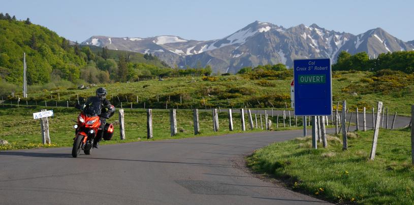 Croix St Robert, Col de la TS Auvergne F 5 2018 052.JPG