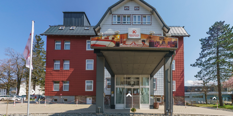 31171 Berghotel Oberhof Ansicht.jpg