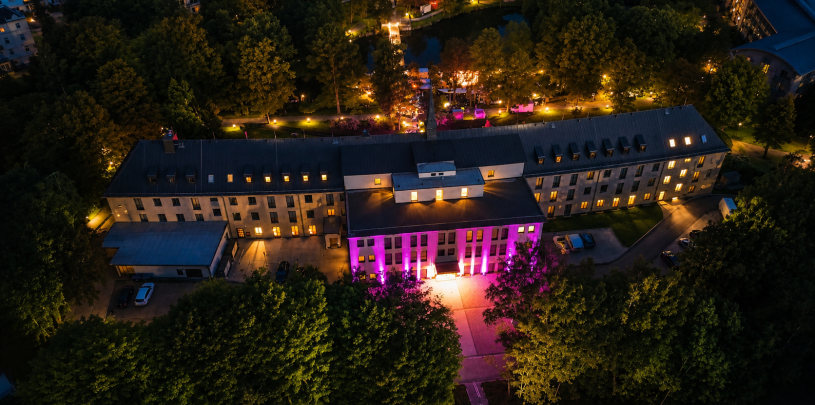 31201 Pawlow Hotel Ansicht.png