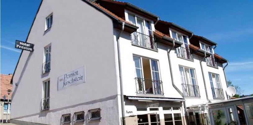 14052 Biker Hotel Kirschstein in Mecklenburg-Vorpommern.jpg