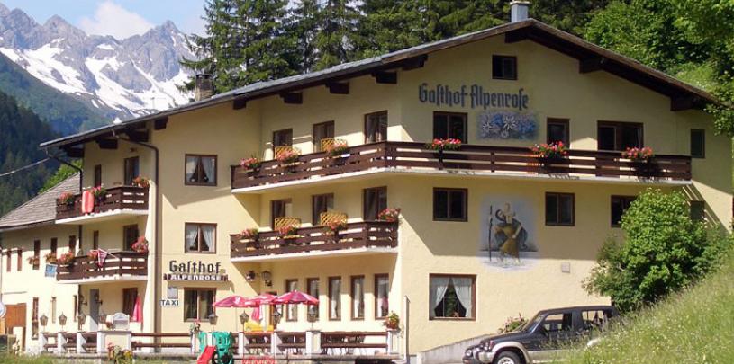 15475 Motorrad Hotel Alpenrose in Tirol.jpg