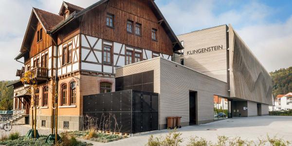 30718 Biker Hotel Klingenstein Schwäbische Alb Ansicht.jpg