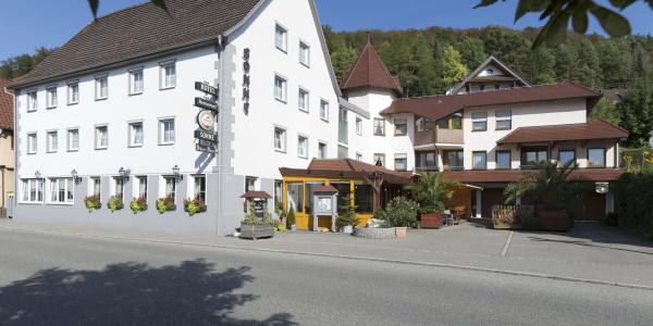 11411 Motorrad Hotel Sonne in der Schwäbischen Alb 4.jpeg